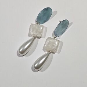 🔥3/$20 Long Pearl Dangle Earrings